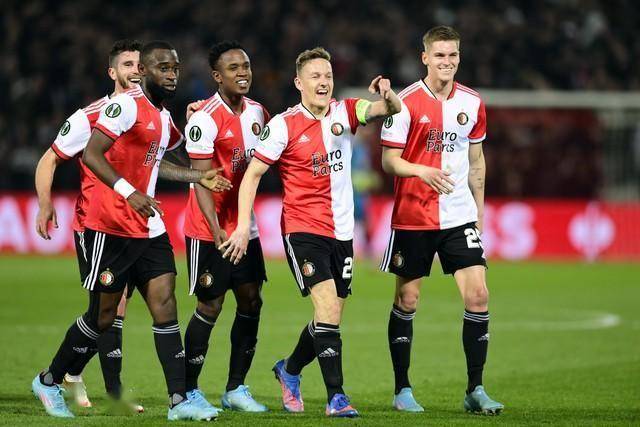 关于集结日体能课后；费耶诺德战术微调备战社区盾；管理层满意；纪律约束更严格的信息九游游戏下载安装