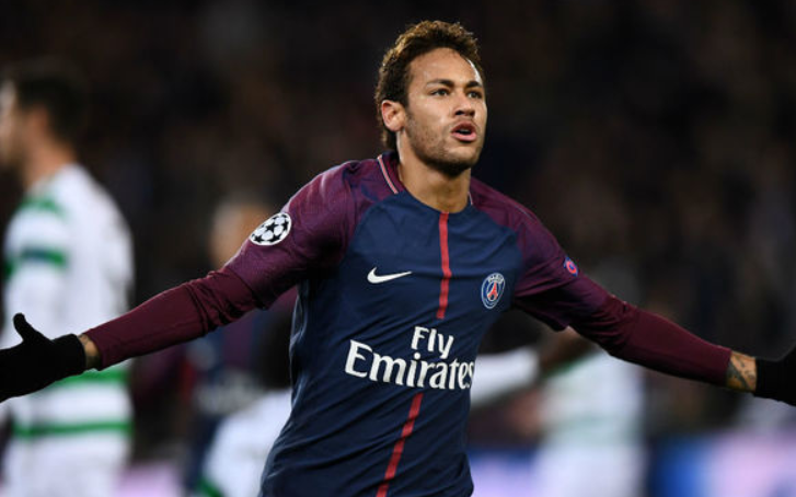 包含从内马尔与60激战G2分钟到成都蓉城集结日内部沟通，冲刺阶段皇家马德里调整名单以备荷甲的词条九游下载安装